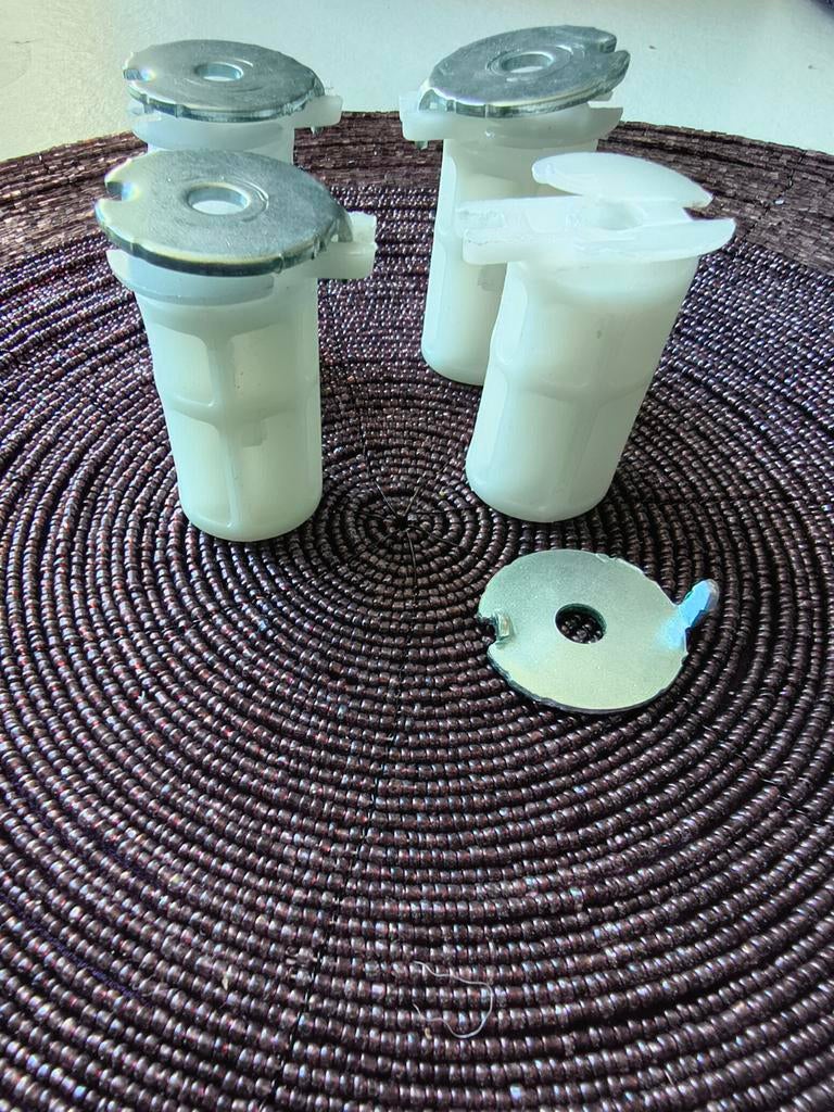 Voetjes 4 stuks voor Eames Herman Miller barkruk tekenstoel, Ophalen of Verzenden, Zwart