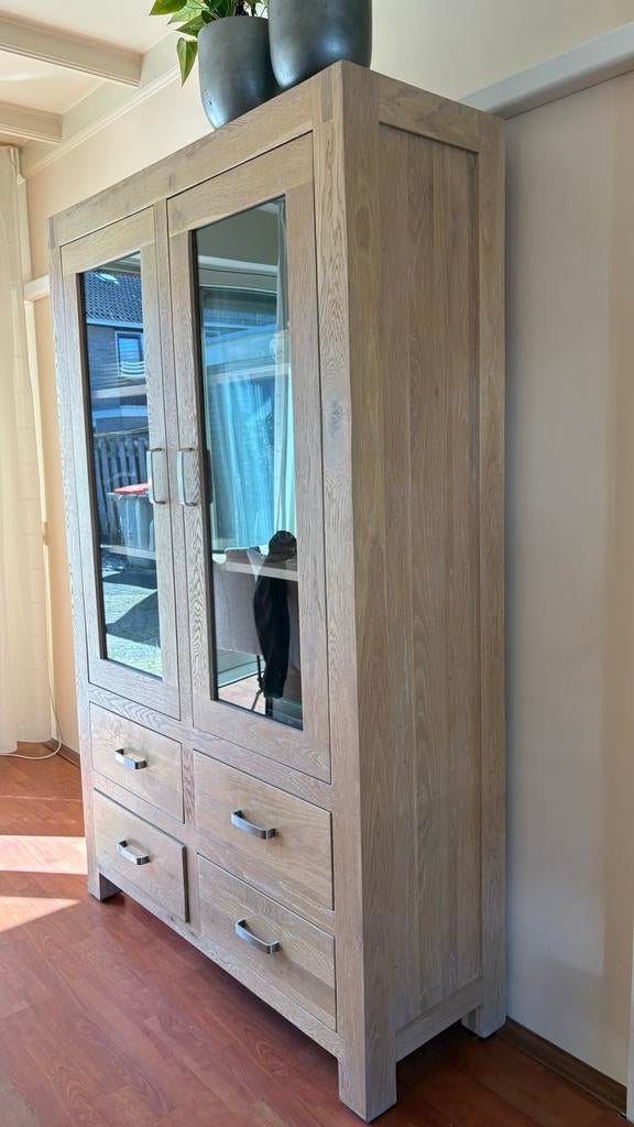 Prachtige eiken vitrinekast / buffetkast 200cm, Huis en Inrichting, Kasten | Buffetkasten, Zo goed als nieuw, 200 cm of meer, 100 tot 150 cm
