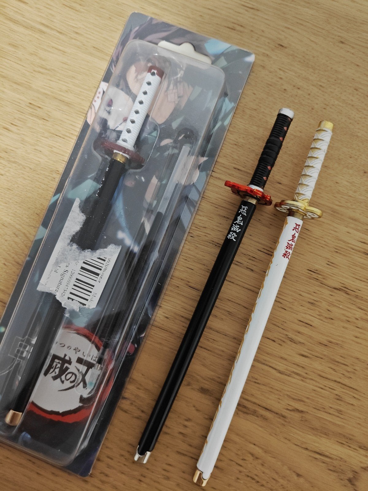 Drie Demon Slayer pennen, Ophalen of Verzenden, Balpen, Overige merken