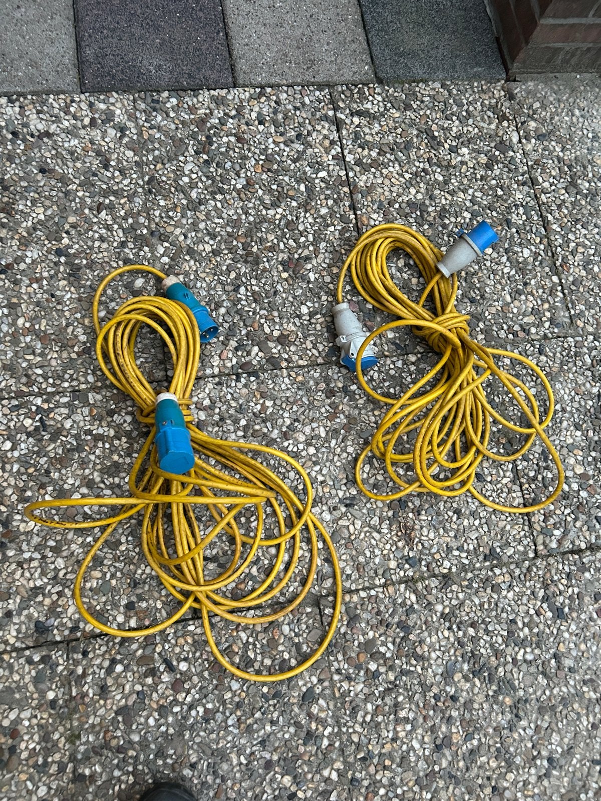 2x CEE verlengkabel 230V 16A, geel, Ophalen, Gebruikt, Overige merken, Kabel of Snoer