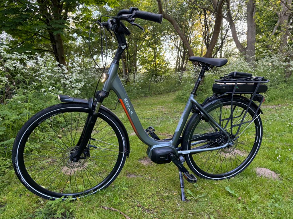 Elektrische fiets Stella livorno, Zo goed als nieuw, 51 tot 55 cm, 50 km per accu of meer, Ophalen