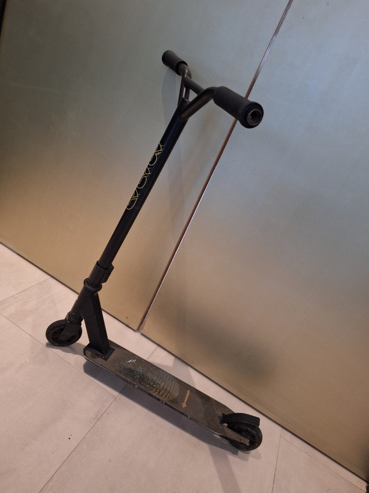 Schildkröt Fun Sports Stunt Scooter 360 Space, Fietsen en Brommers, Ophalen of Verzenden