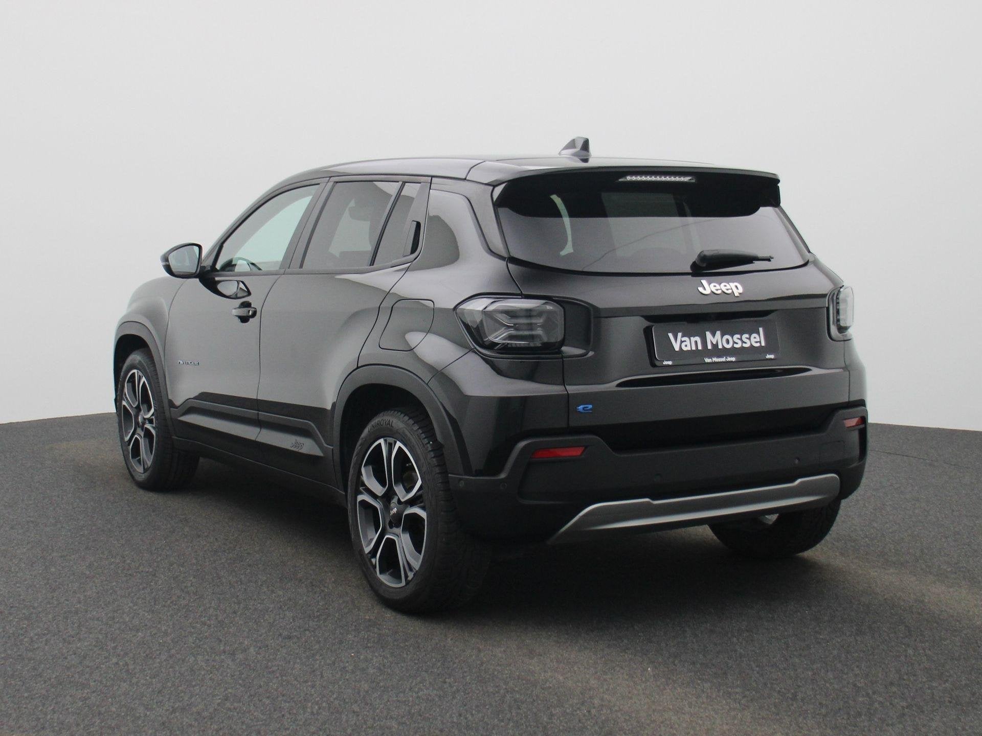 Jeep Avenger 54kWh 1st Edition | Elektr bed. achterklep | Cl, Auto's, Jeep, Stof, Gebruikt, 334 min, Zwart