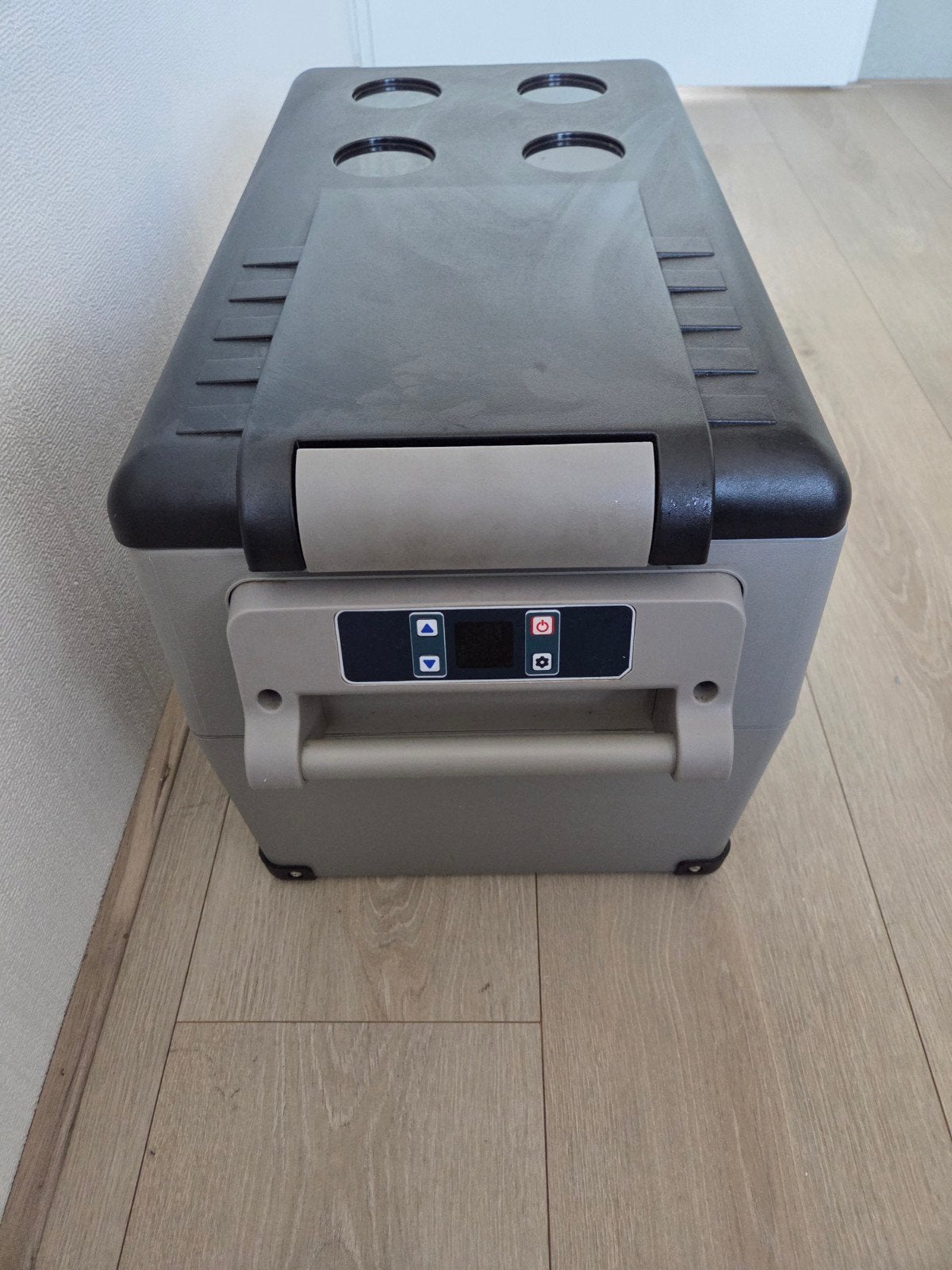 Auronic Koelbox € 175,-, Ophalen, Zo goed als nieuw, Koelbox, Elektrisch