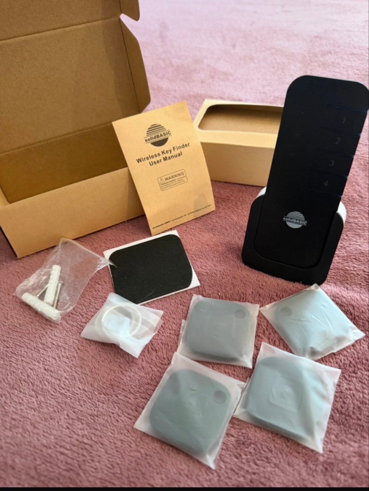 solidBASIC Wireless Key Finder Set - 1 Receiver + 4 Tags, Ophalen of Verzenden, Nieuw