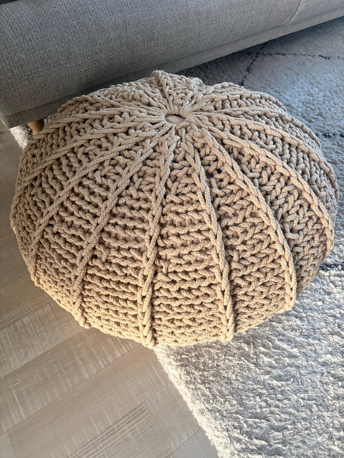 Zachte gevlochten zitpoef - Ø 70 cm, hoogte 36 cm, Gebruikt, Rond, Ophalen of Verzenden, Stof