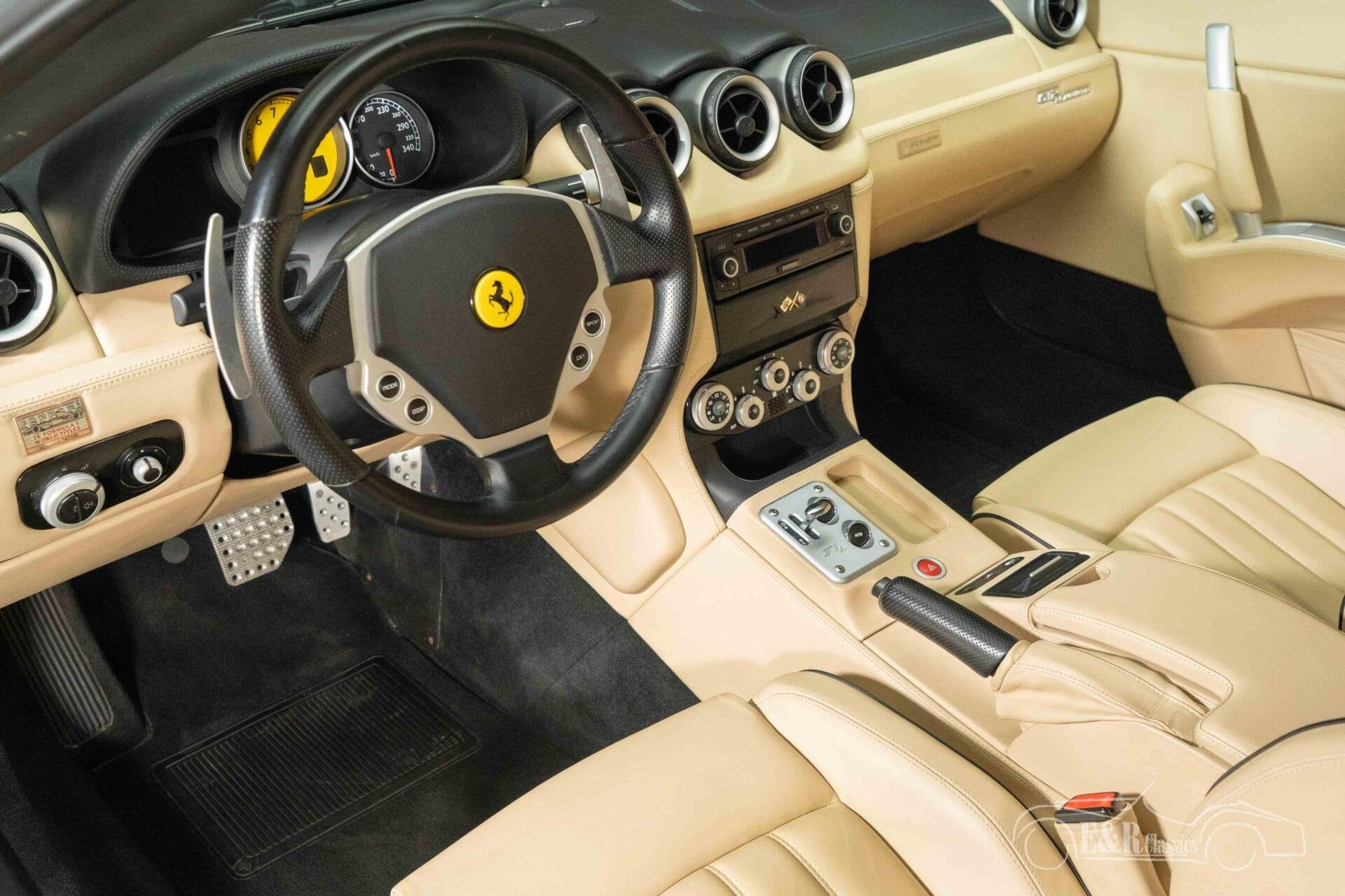 Ferrari 612 Scagletti F1 Coupe | 2006, Auto's, Achterwielaandrijving, Beige, Zwart, Leder
