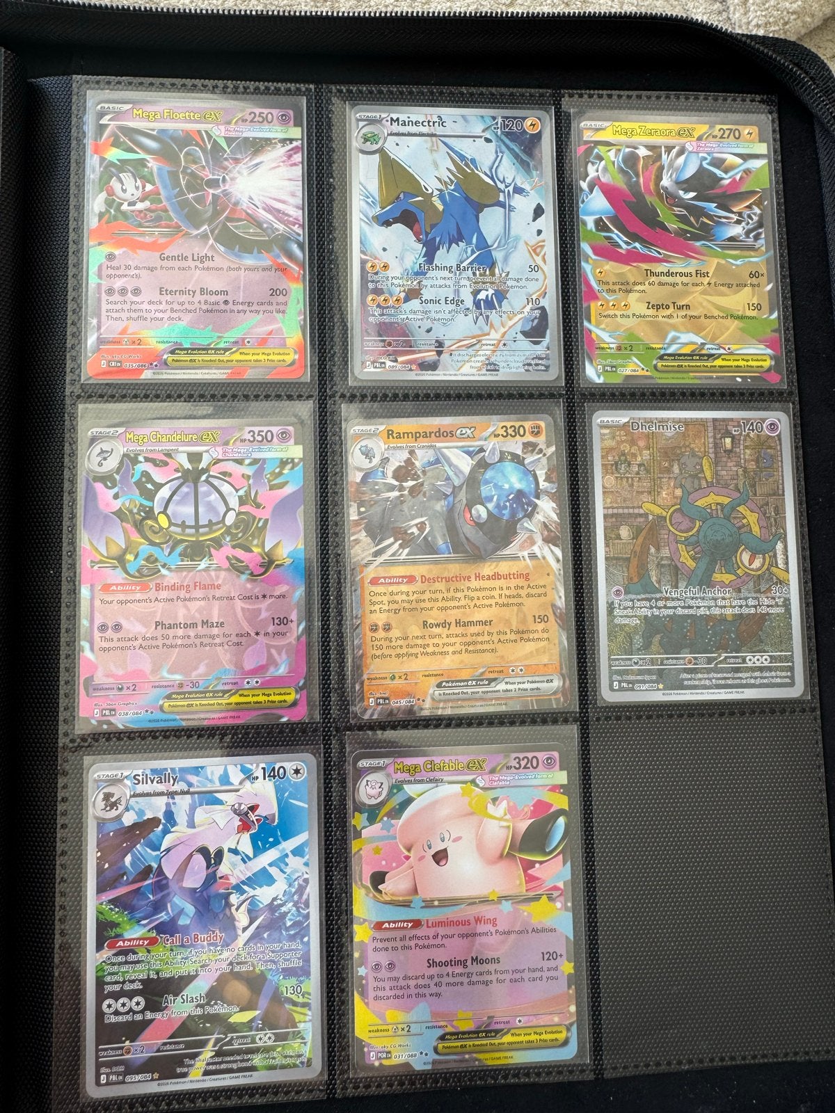 Grote collectie Pokémon kaarten in map, Ophalen of Verzenden, Zo goed als nieuw, Meerdere kaarten, Foil