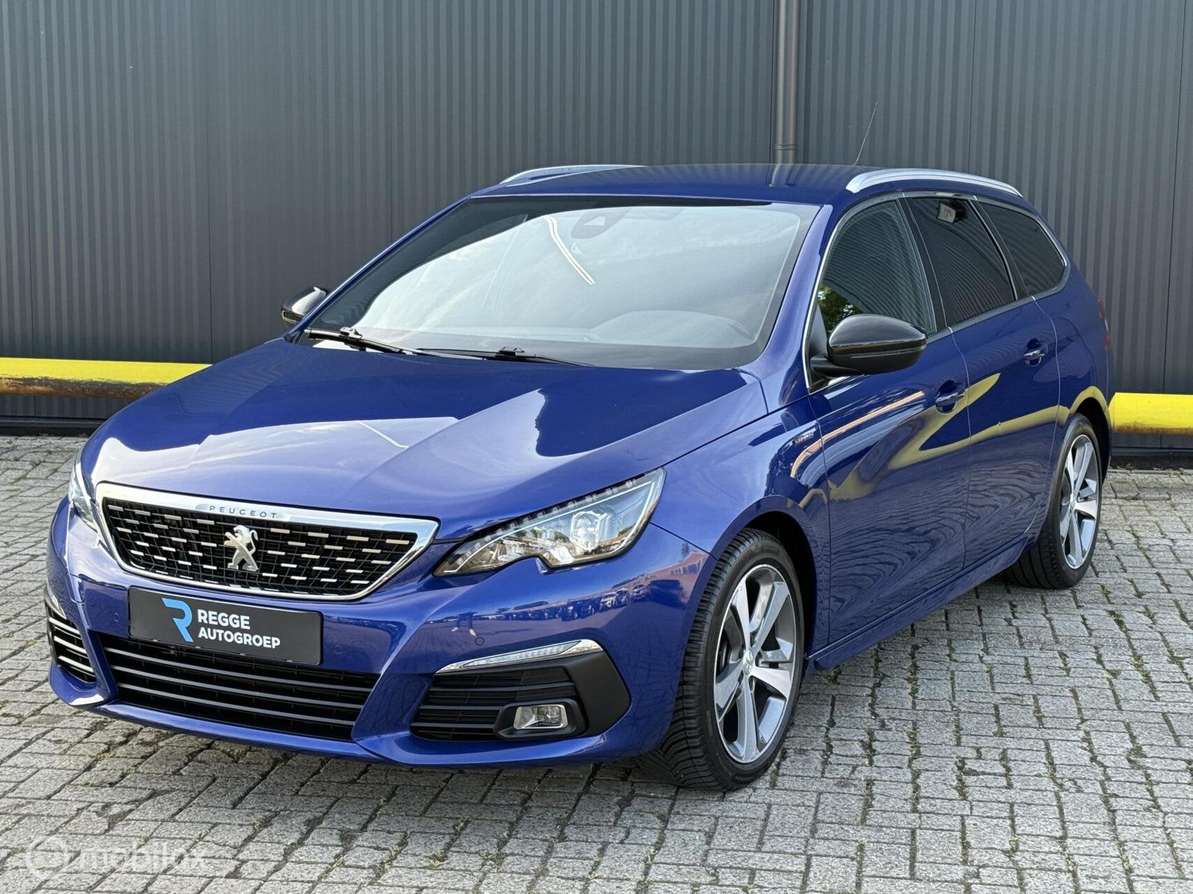 Peugeot 308 SW 1.2 PureTech GT-line AUTOMAAT | LED, Auto's, Peugeot, Gebruikt, 1199 cc, Blauw, Parkeersensor