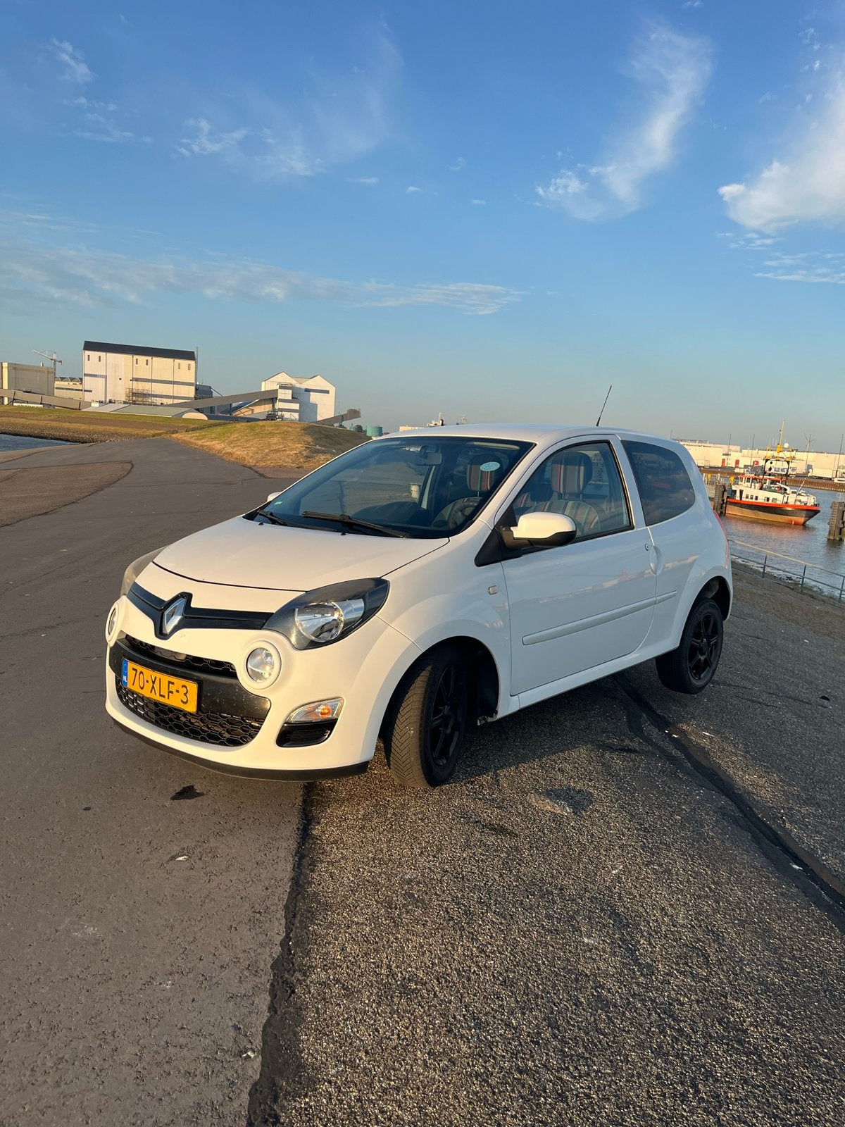 Renault Twingo 1.2 16V 2012 Wit, Auto's, Renault, Voorwielaandrijving, 839 kg, Twingo, 74 pk