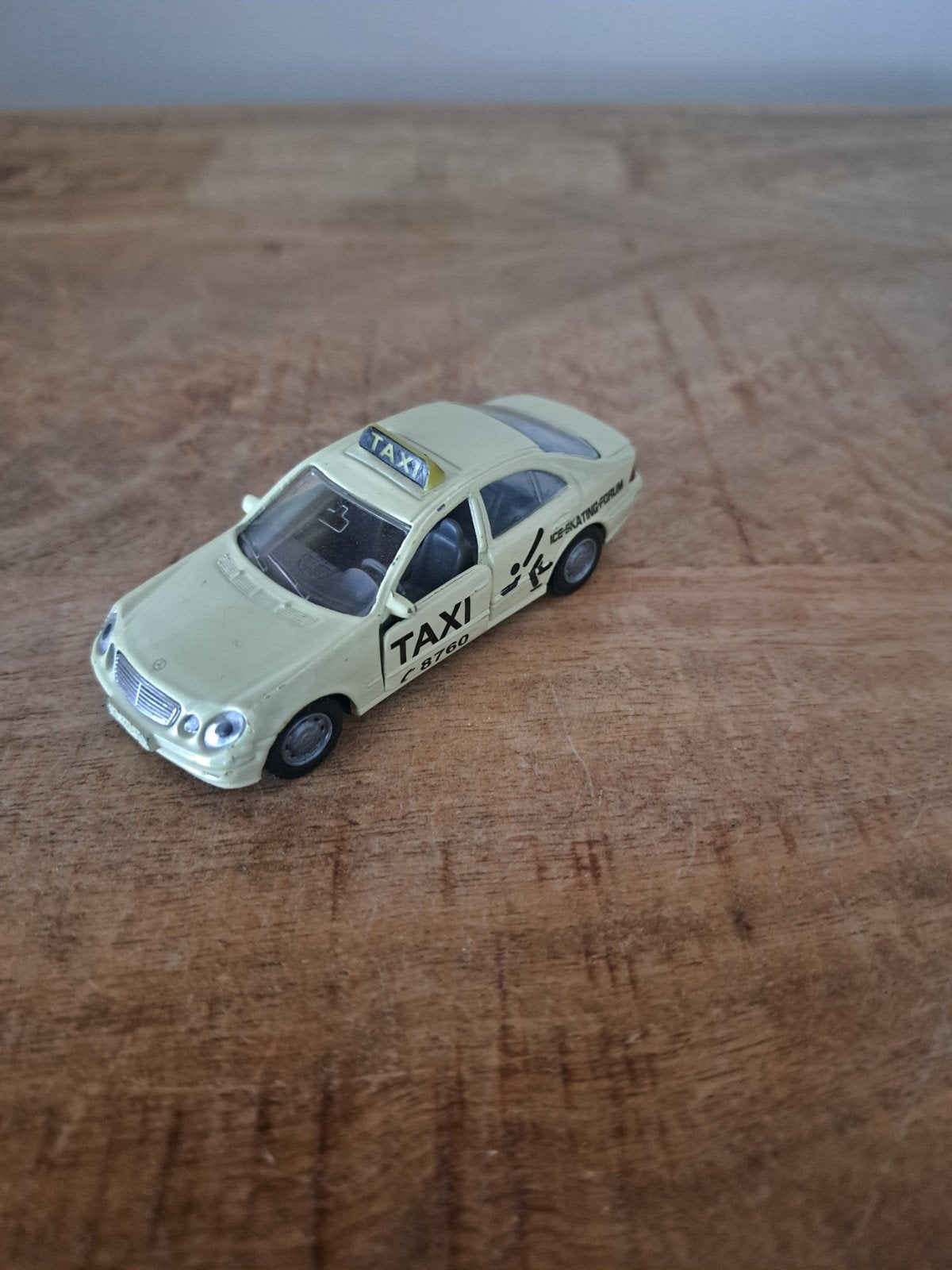 siku model mercedes benz e 500 "taxi" schaal 1:55, Gebruikt, Auto, West germany, N.b