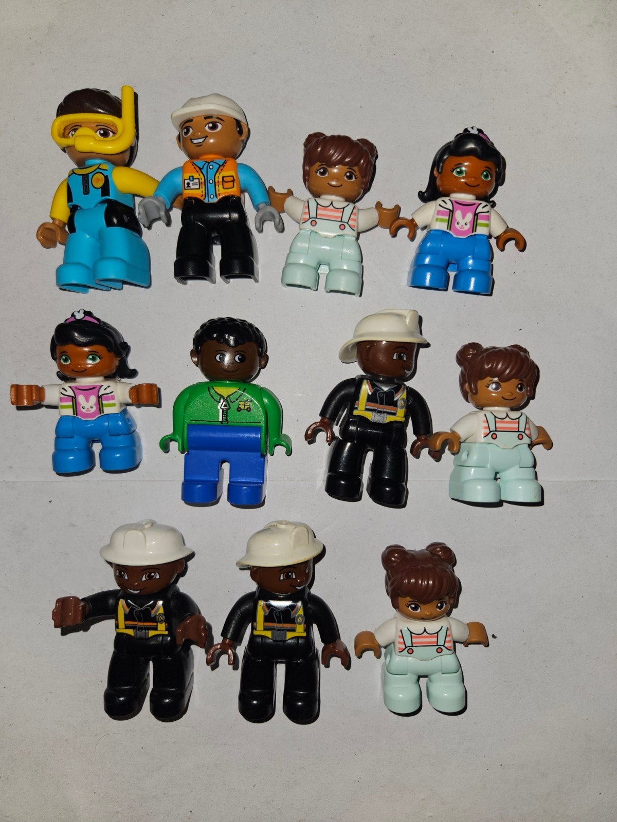 Duplo getinte poppetjes donker, Kinderen en Baby's, Speelgoed | Duplo en Lego, Ophalen of Verzenden, Duplo