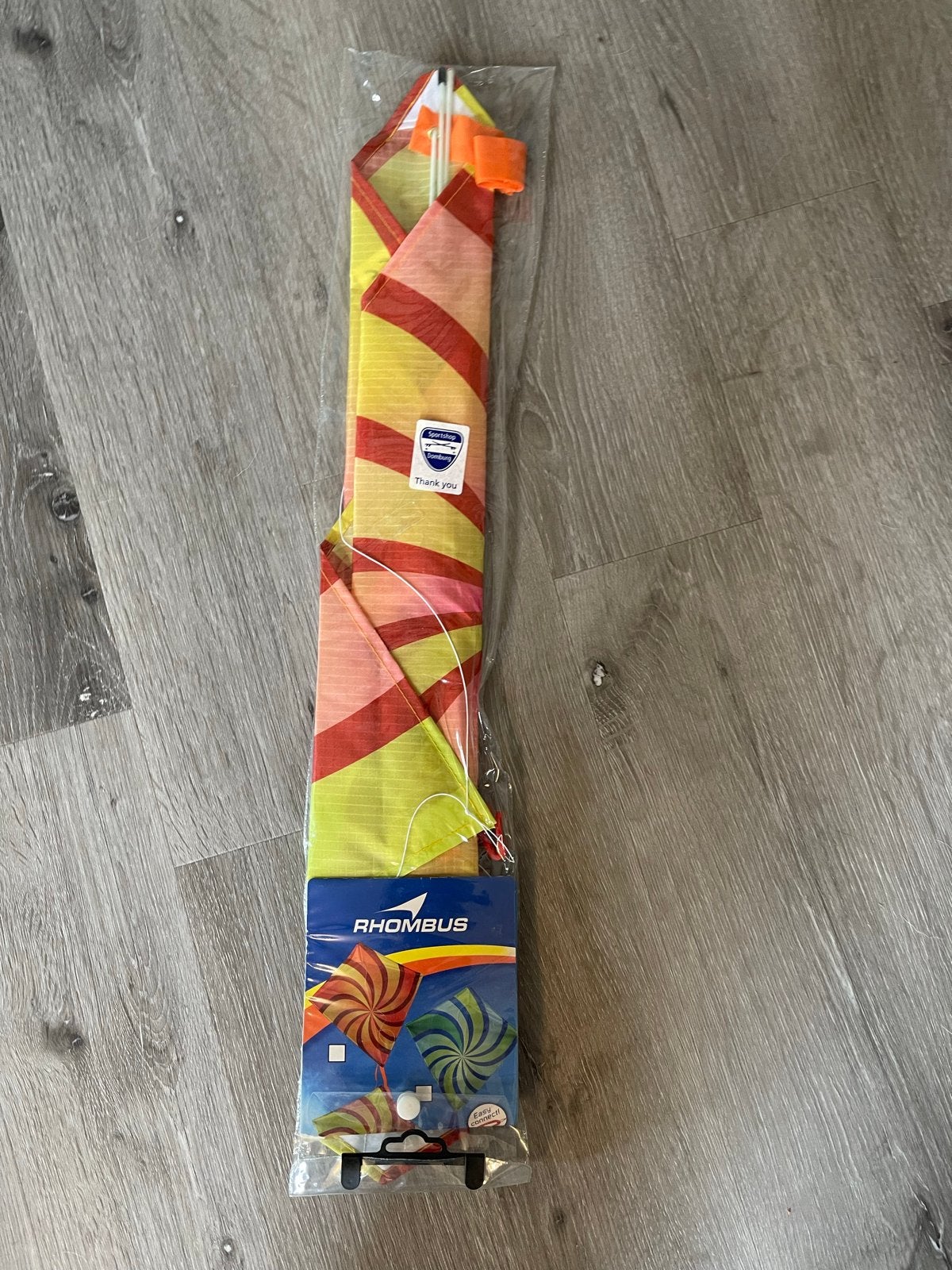 Nieuwe Rhombus Vlieger - Kleurrijk en Compleet, Ophalen of Verzenden, Nieuw, Eenlijns, Vlieger