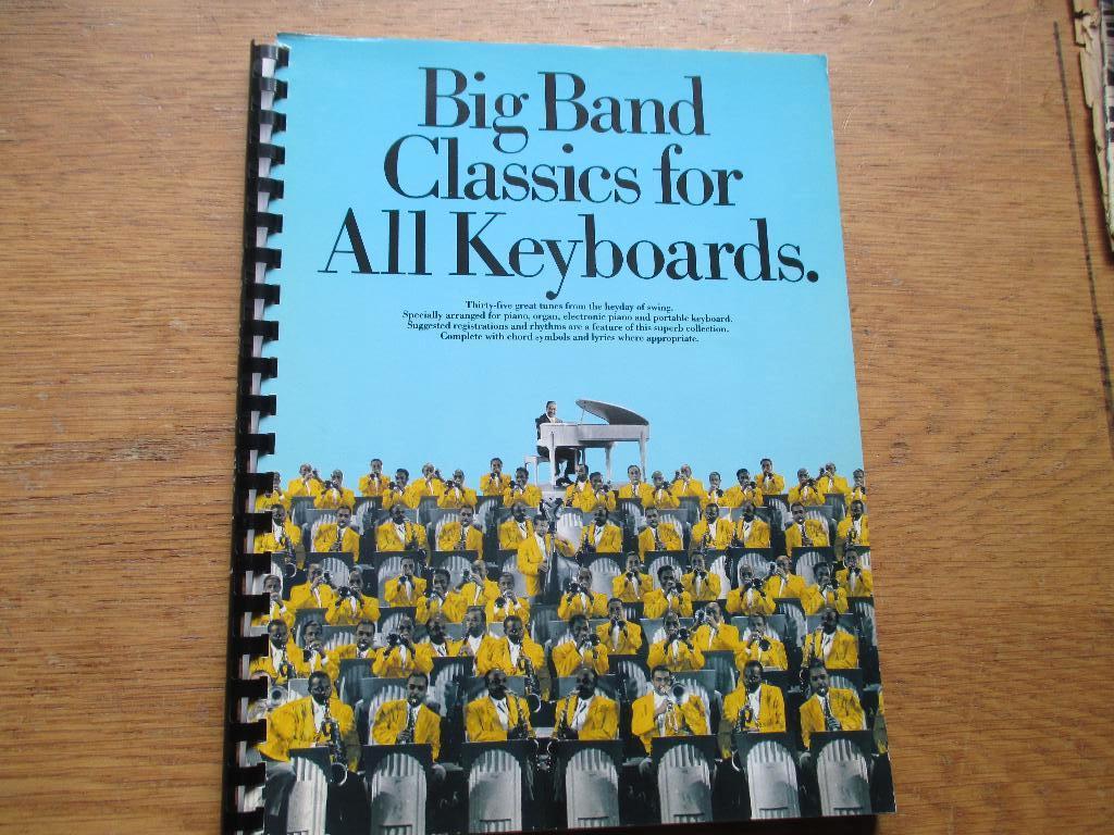 BIG BAND CLASSICS - ACCORDEON/KEYBOARD, Keyboard, Ophalen of Verzenden, Zo goed als nieuw, Artiest of Componist