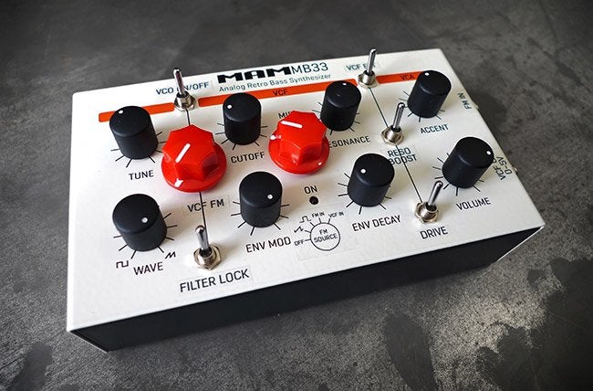 MAM MB33 met Acid Mods FM-modificatie, Overige merken, Zo goed als nieuw, Met midi-aansluiting, Overige aantallen