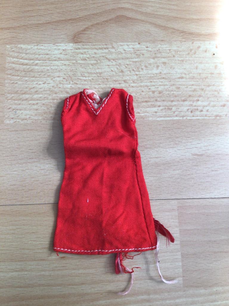 Vintage Barbie Sindy Fleur, Ophalen of Verzenden, Gebruikt, Kleertjes