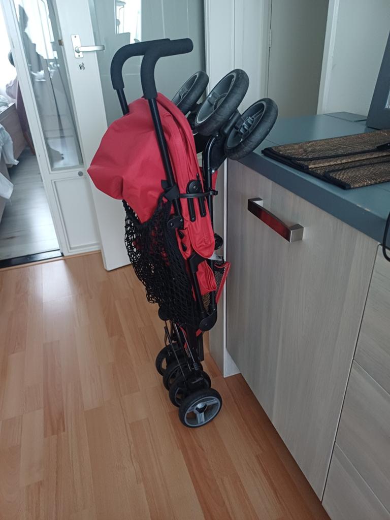 Buggy zo goed als nieuw, Ophalen, Zo goed als nieuw