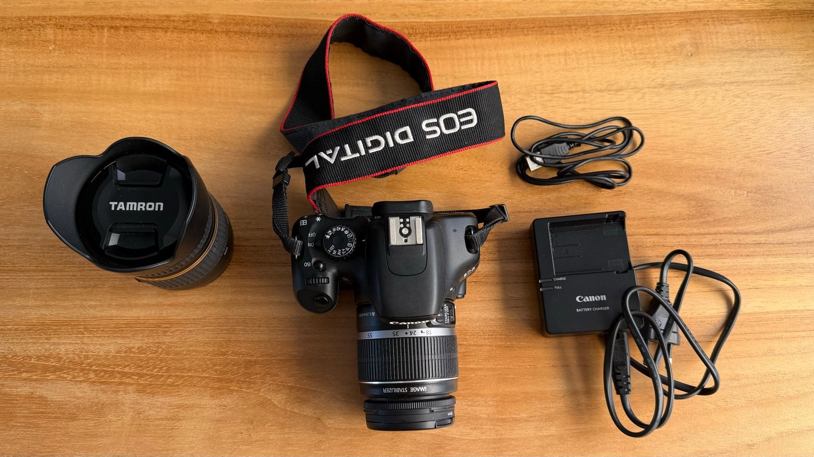 Canon EOS 550D met 2 lenzen, accu, lader en datakabel, Audio, Tv en Foto, Fotocamera's Digitaal, Ophalen, Gebruikt, Spiegelreflex