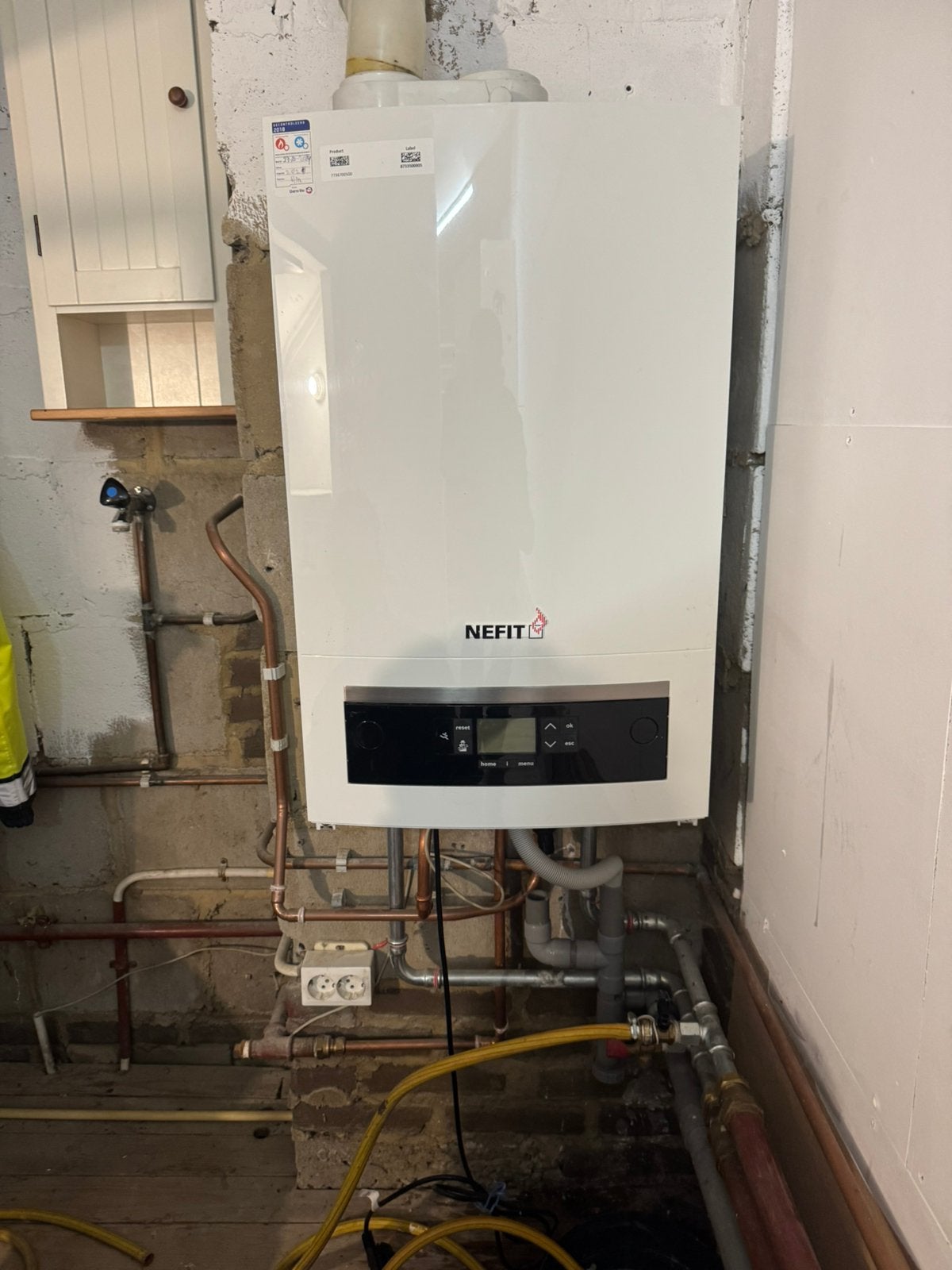 Nefit trendline hrc 30 cw 5, Ophalen, Boiler, Zo goed als nieuw, Minder dan 20 liter