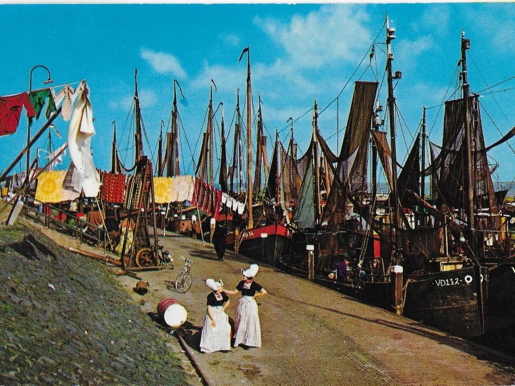 krt033 Ongelopen ansichtkaart Volendam, Ophalen of Verzenden, 1980 tot heden, Ongelopen, Noord-Holland