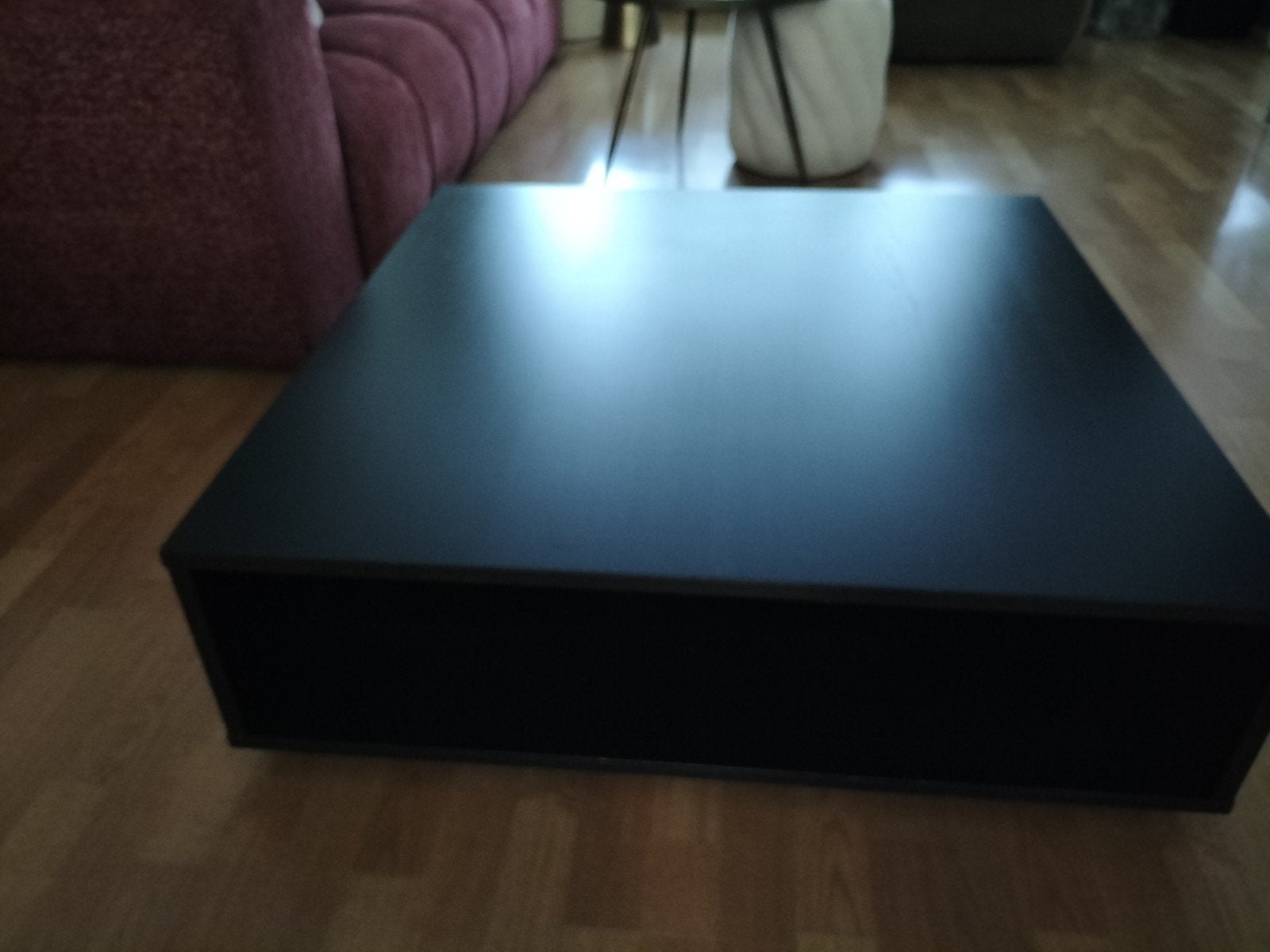 Zwarte vierkante salontafel met veel bergruimte, Huis en Inrichting, Ophalen, Gebruikt, 50 tot 100 cm, Vierkant