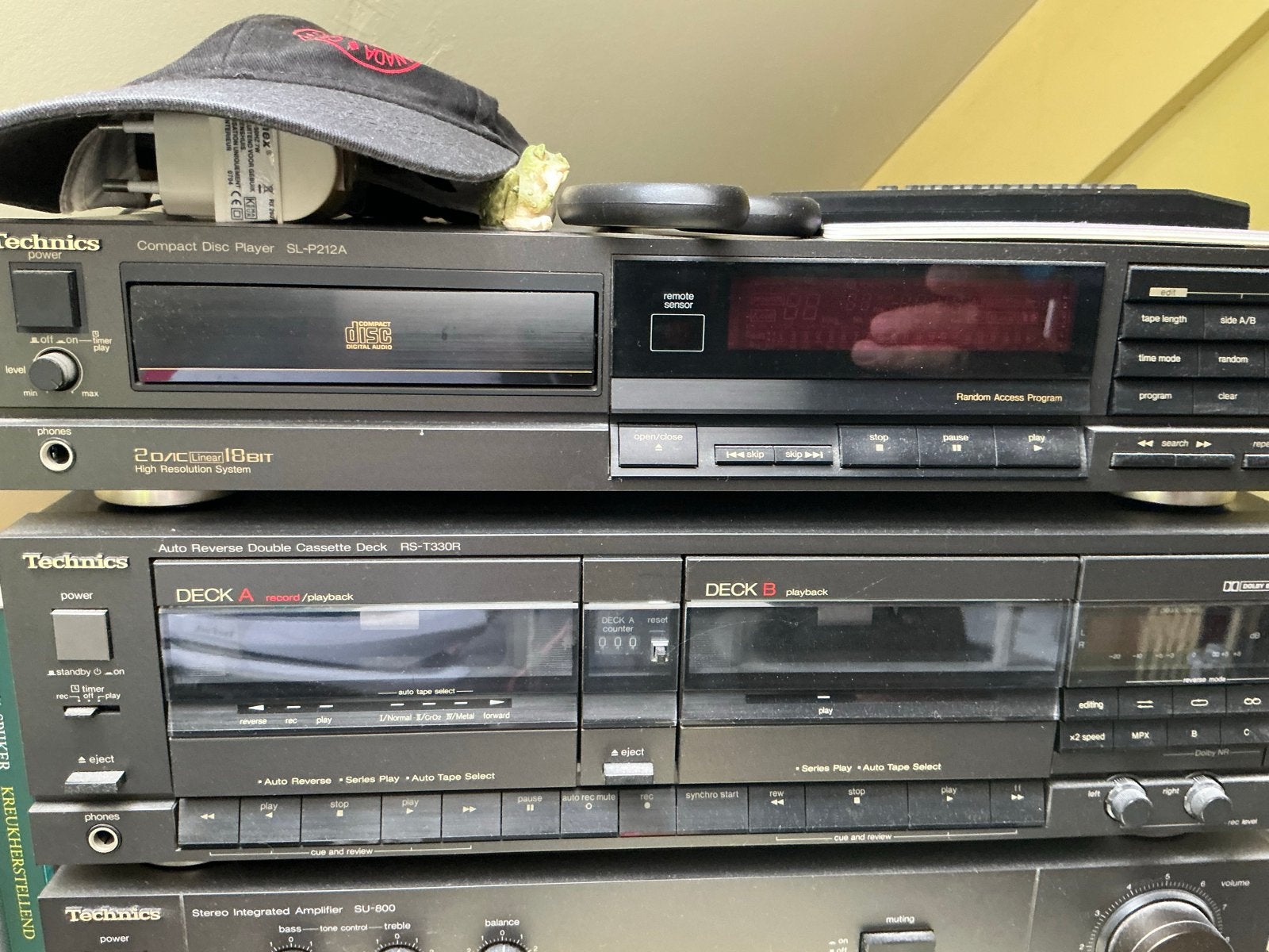 Foto 5 van Complete Technics Stereo Set + Speakers + Afstandsbediening