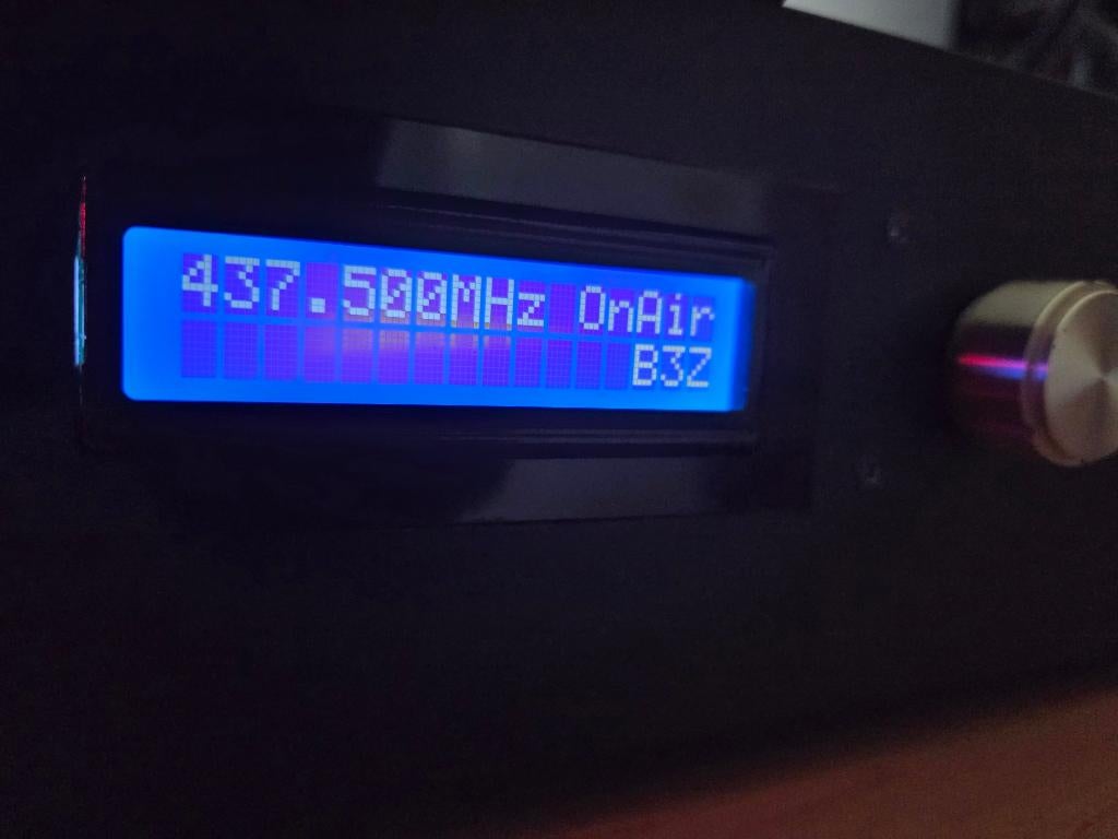 70cm wbfm zender in 19inch behuizing  **verkocht**, Telecommunicatie, Ophalen, Zo goed als nieuw, Zender
