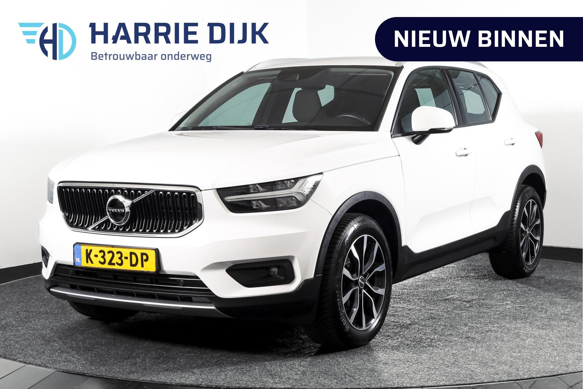 Volvo XC40 1.5 T3 Business Pro 164 PK | Elek. Trekhaak | Dig, Auto's, Volvo, Gebruikt, Euro 6, Automatische klimaatregeling, Wit