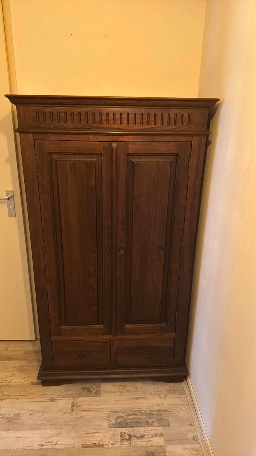 Antieke kast, Ophalen