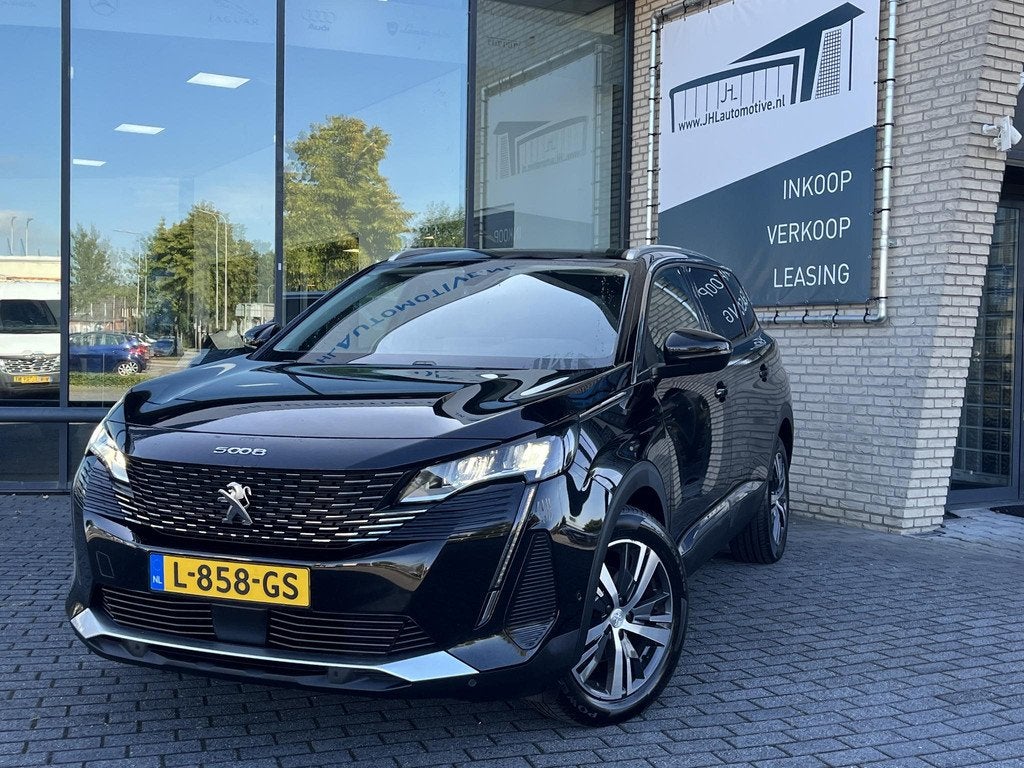 Peugeot 5008 1.2 FACELIFT*NAVI*CAM*HAAK*CRUISE*ECC*CARPLAY*7, Voorwielaandrijving, Gebruikt, 1199 cc, 1404 kg