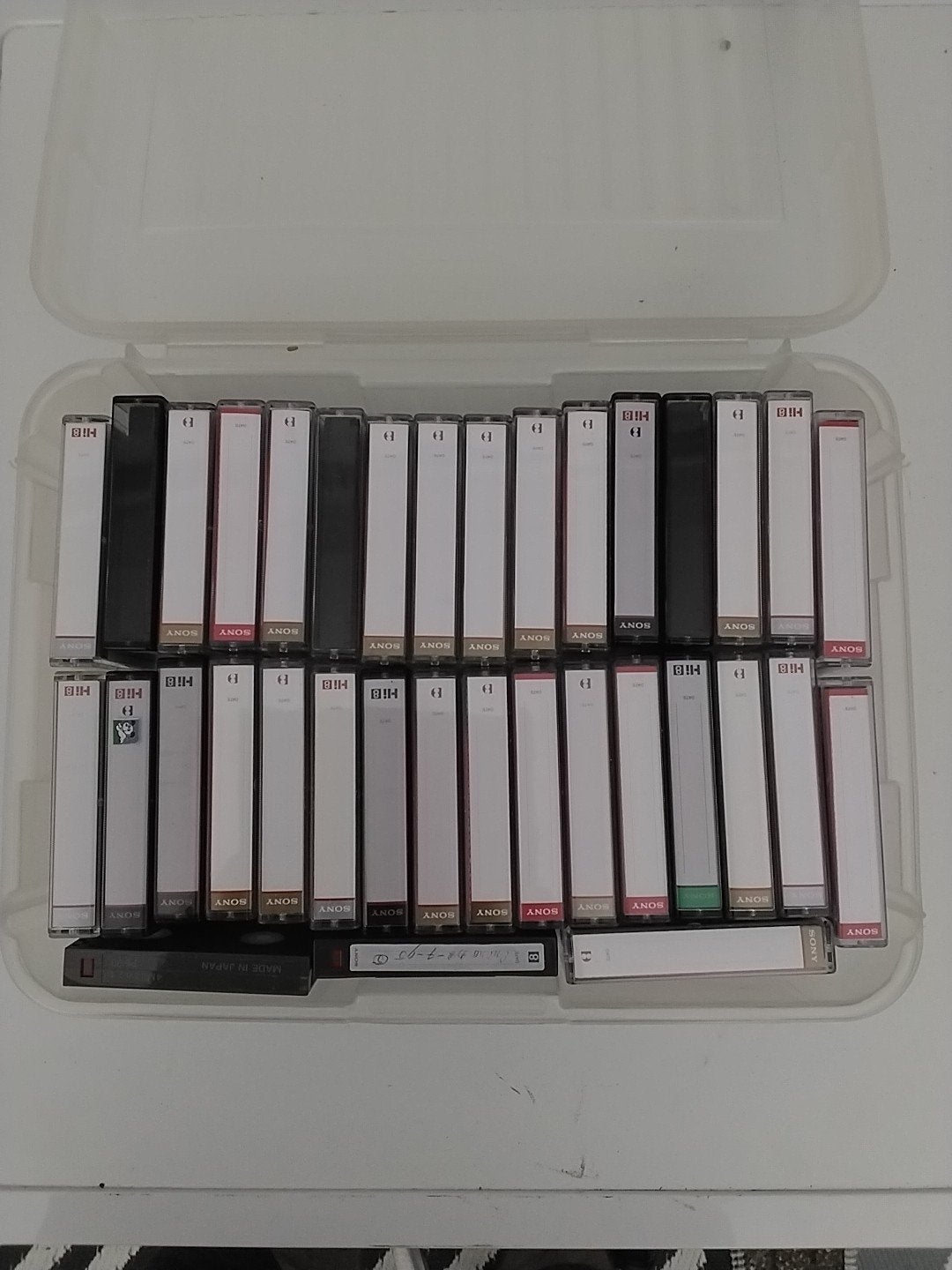 35 stuks Sony Hi8 MP 60/90/120 Digital 8 videobanden, Gebruikt, Overige soorten, Ophalen of Verzenden, Band, Disc of Geheugen