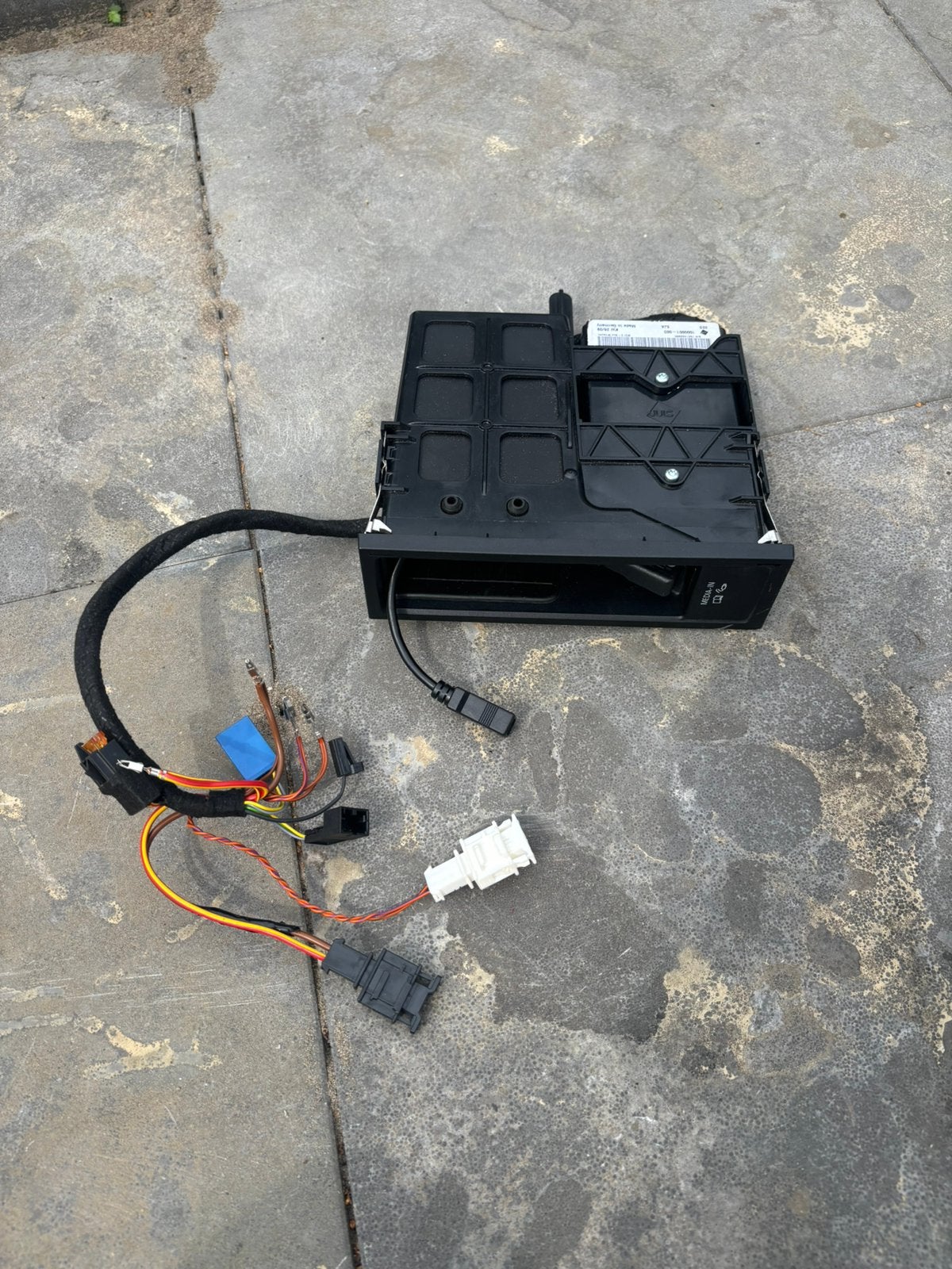 Te koop mdi speler vw ( ipv cd wisselaar), Ophalen