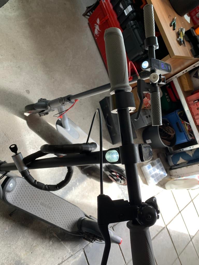 Elektronische scooter, Ophalen of Verzenden, Zo goed als nieuw, Trekhaakdrager