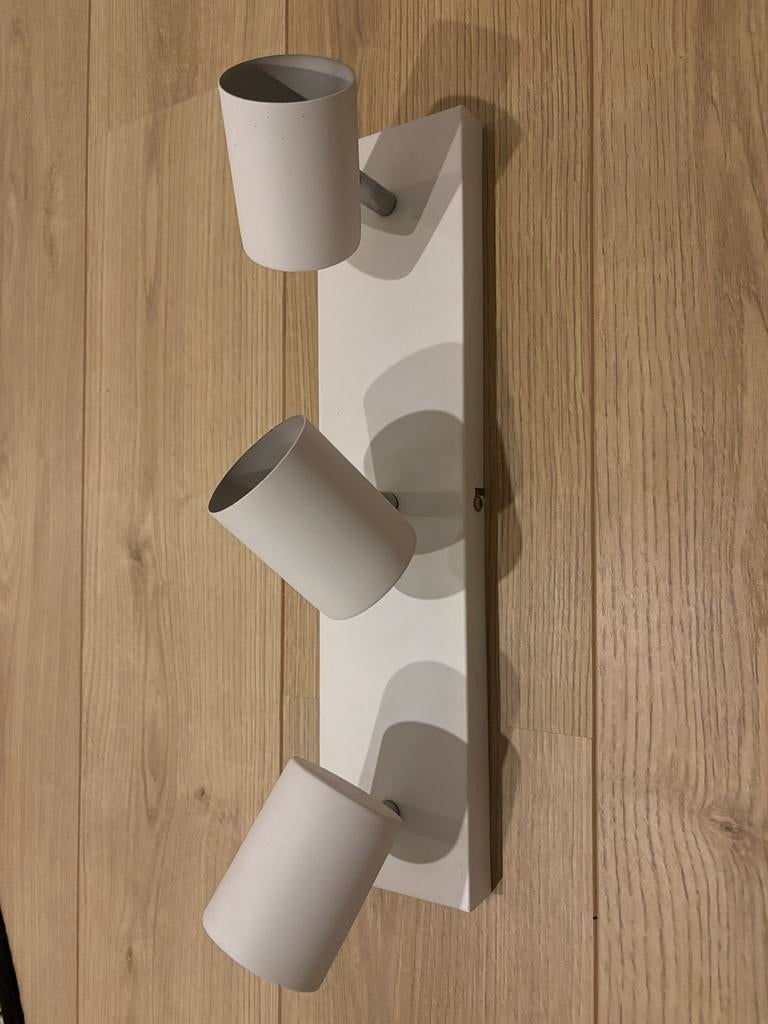 Witte plafondspot met 3 verstelbare spots, Ophalen, Halogeen, Gebruikt, Metaal of Aluminium