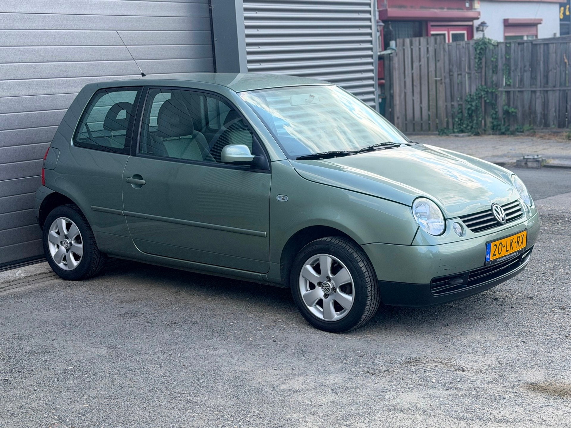 Volkswagen Lupo 1.4 Comfortline, Auto's, Volkswagen, Voorwielaandrijving, 450 kg, Gebruikt, 31 €/maand