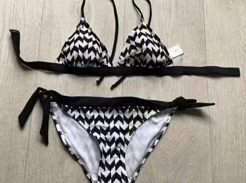 Zwart/Wit Bikini Set maat 42 nieuw, Zwart, Nieuw, Ophalen of Verzenden, Queentex
