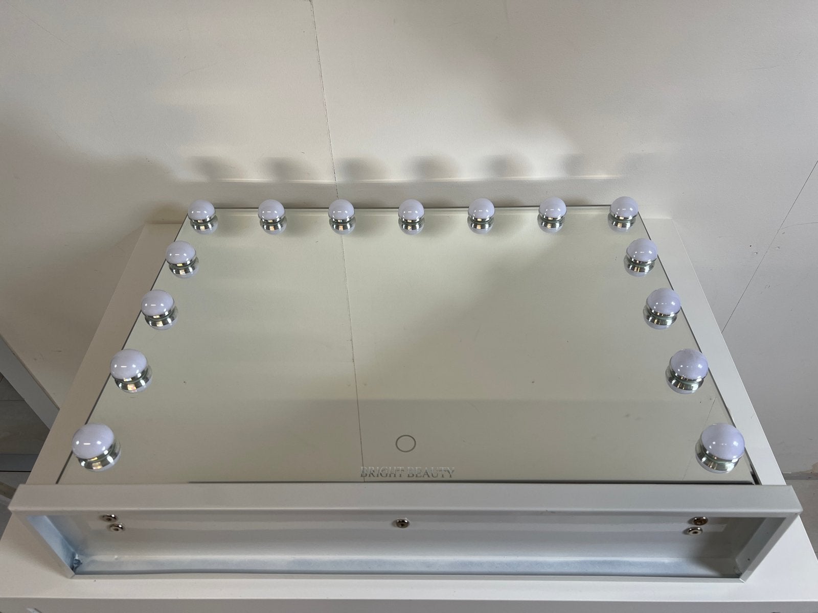 Bright Beauty LED make-up spiegel HM5846, Ophalen of Verzenden, Zo goed als nieuw, Rechthoekig, 50 tot 75 cm