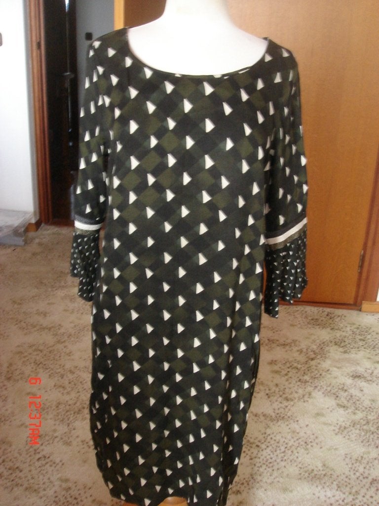 Geisha jurk groen print M driekwart mouw, Maat 38/40 (M), Geisha, Ophalen of Verzenden, Zo goed als nieuw
