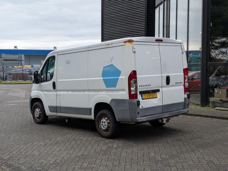 Bedrijfsauto, Peugeot Boxer 330 2.2 HDI L1H1, 2010, Voorwielaandrijving, 101 pk, 1816 kg, 2000 kg