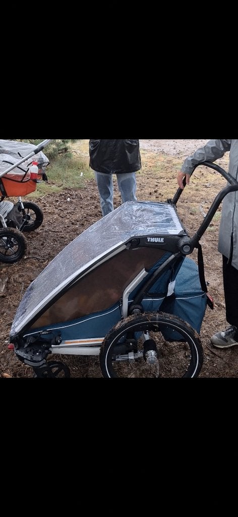 Thule Chariot cross 1 single fietskar gekocht in 2024, Ophalen, Vering, 20 tot 40 kg, Zo goed als nieuw