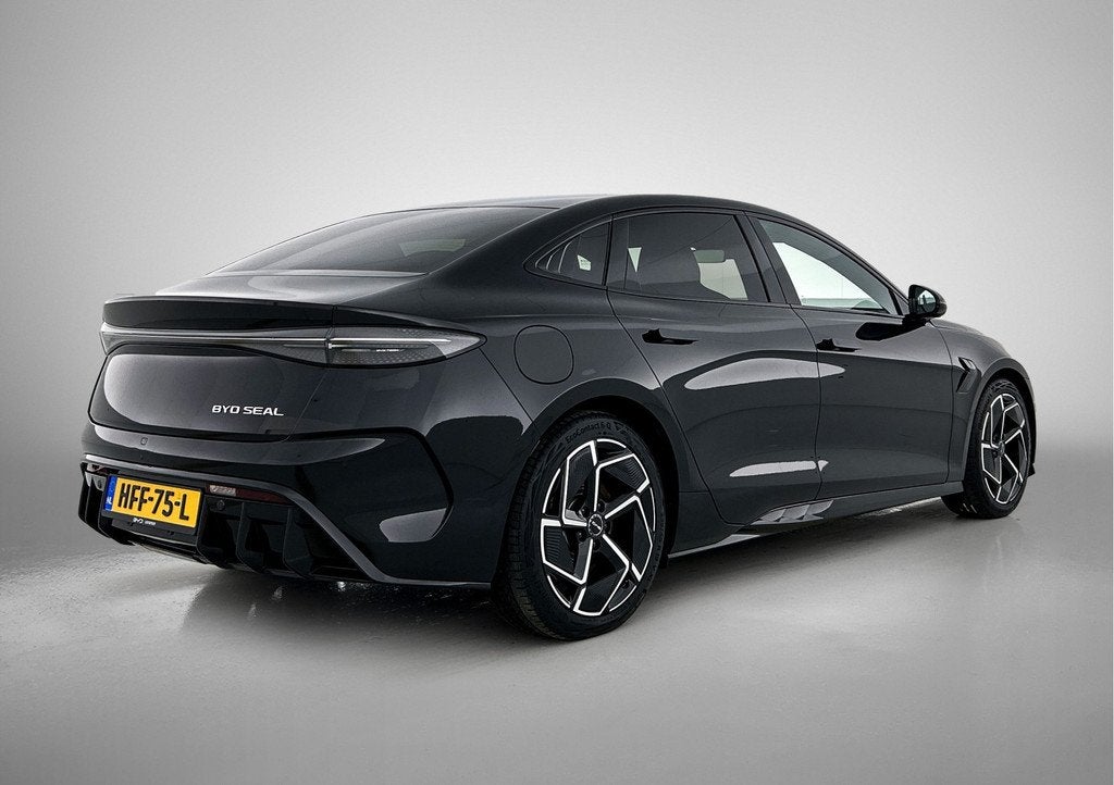 BYD Seal Design RWD 82.5 kWh | Origineel NL! | 570 KM WLTP |, Automaat, 12 maanden, Achterwielaandrijving, Gebruikt