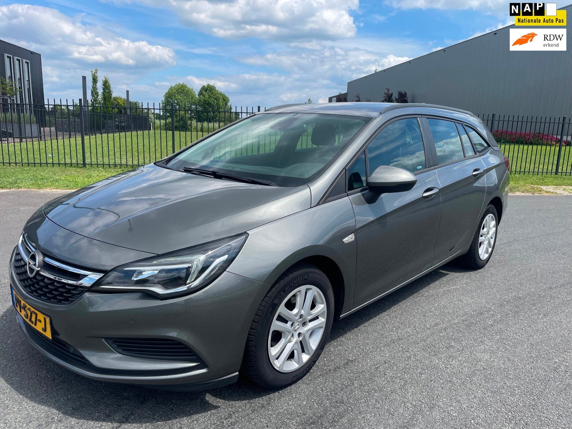 Opel Astra Sports Tourer 1.0 Online Edition|Airco|Bj 2017|Cr, Voorwielaandrijving, Gebruikt, 1178 kg, 620 kg