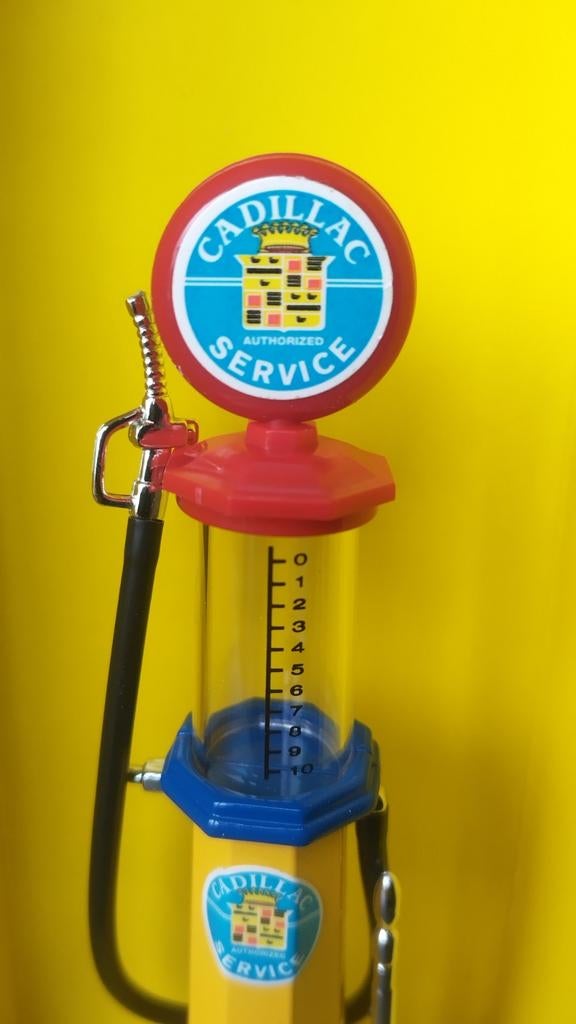 Benzine Pomp Cadillac Service 1:18 Fuel pump Yatming Pol, Overige merken, Verzenden, ., Nieuw