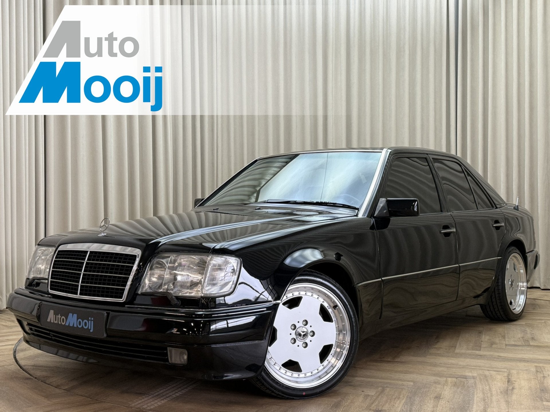 Mercedes-Benz E-Klasse 200-500 500E / 5.0 V8 / 326 PK / AMG, foto 1
