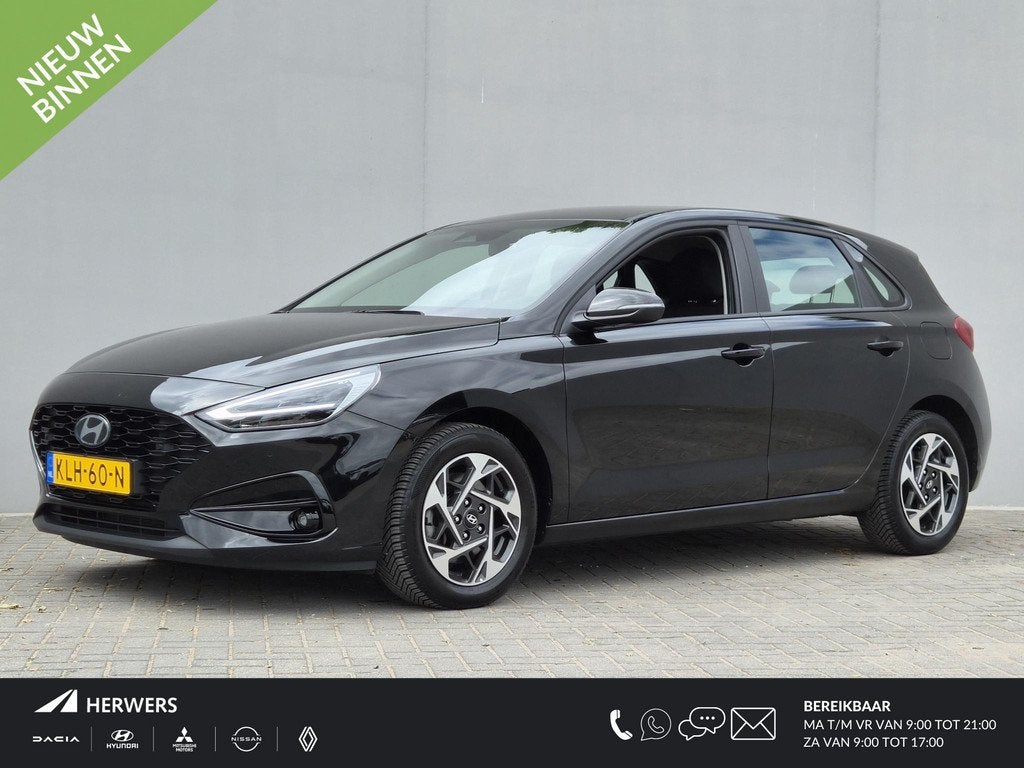 Hyundai i30 1.0 T-GDi MHEV Comfort Smart / Fabrieksgarantie, Auto's, Hyundai, Euro 6, Zwart, 1221 kg, I30