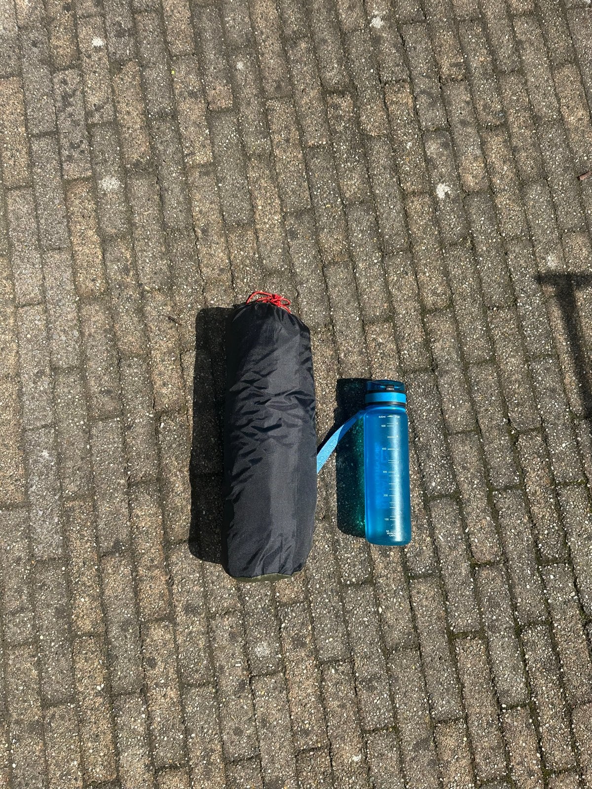 Lichtgewicht 1-persoons tent - Ideaal voor bikepacking, Ophalen of Verzenden, Zo goed als nieuw, Tot en met 2