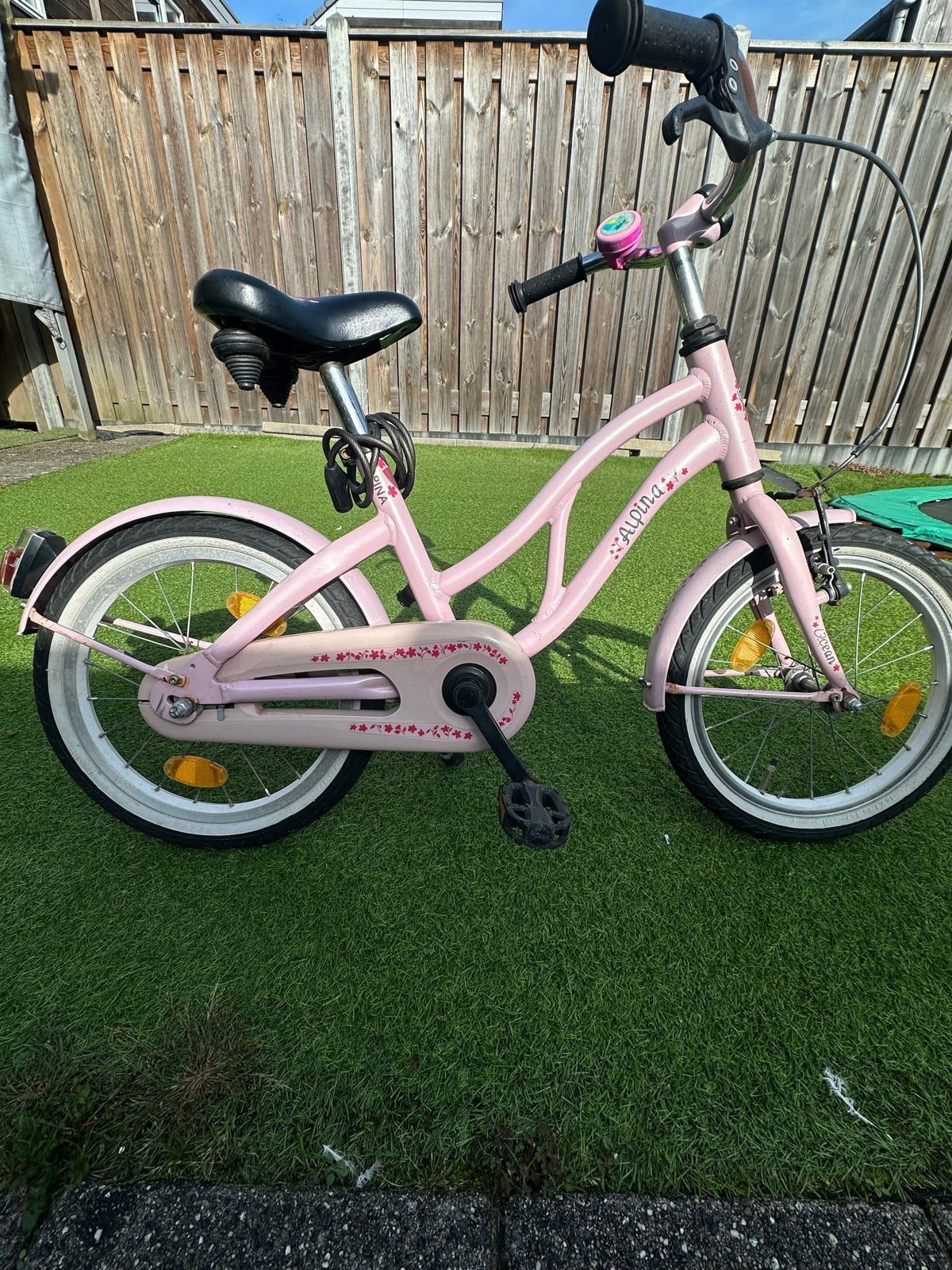 Alpina kinderfiets 16 inch roze - Zo goed als nieuw, Ophalen of Verzenden, Zo goed als nieuw, Terugtraprem, 16 tot 20 inch