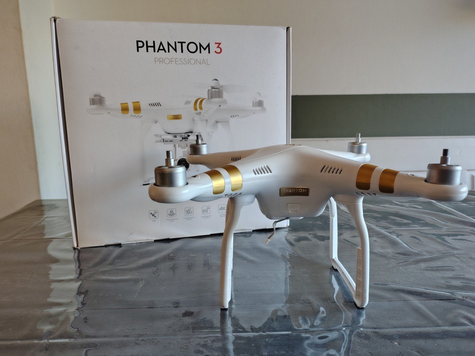 DJI Phantom 3 Professional - Alleen voor onderdelen, Cameradrone, Ophalen of Verzenden, DJI, Niet werkend
