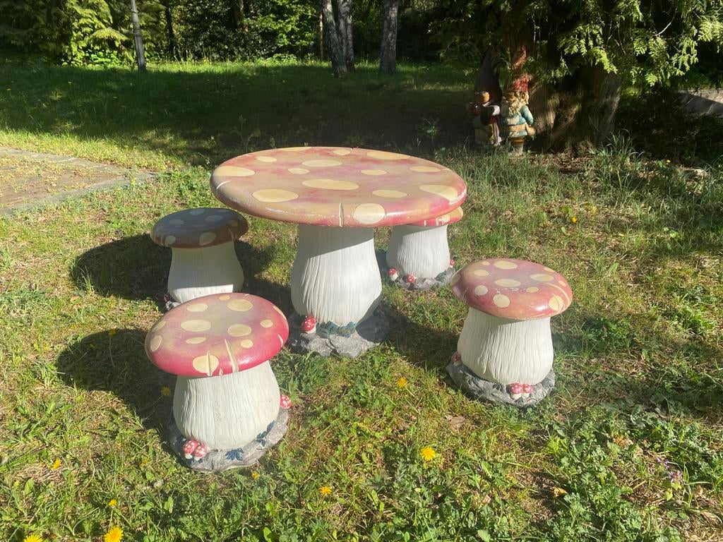 Kinder tuintafel, Ophalen, Gebruikt