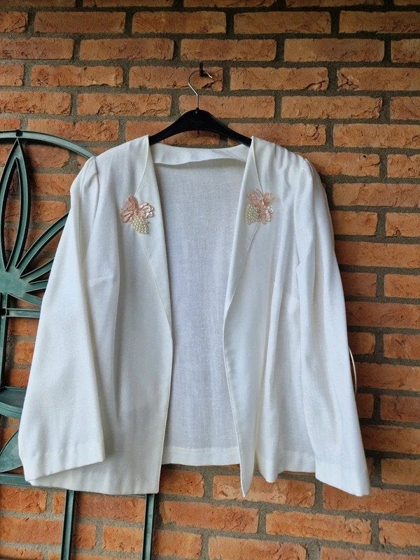 Vintage Witte Blazer met Pailletten & Parels Maat 44/46, Ophalen of Verzenden, Zo goed als nieuw, Maat 42/44 (L), Wit